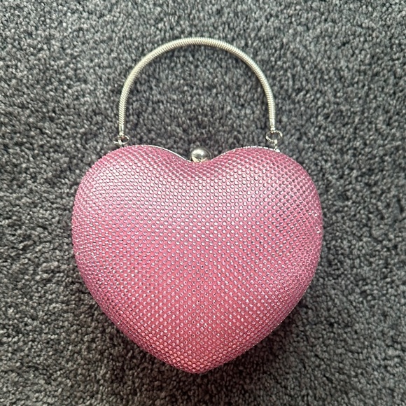 Pink Heart-Shaped Women's Bag - Picture 1 of 2